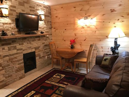 Downtown Gatlinburg Apartment — 5-Star Luxury Hotel in Gatlinburg, United States