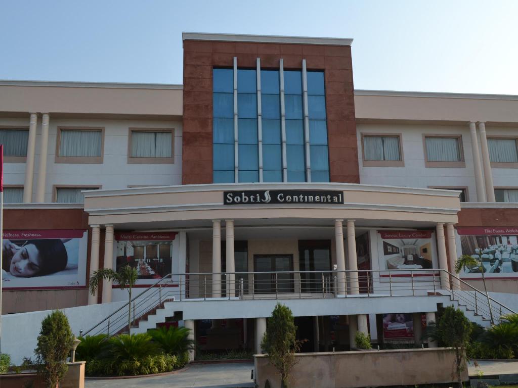 Sobti Continental Rudrapur — hotel in Rudrapur