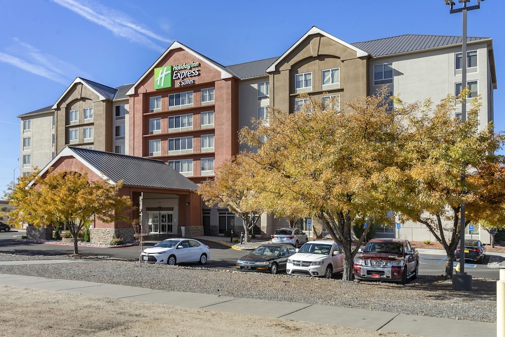Holiday Inn Express Hotel & Suites Albuquerque Midtown by IHG - carbon neutral hotel in Albuquerque
