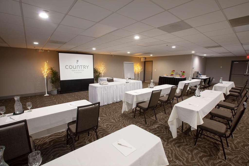 Country Inn & Suites by Radisson Fargo ND - photo 22