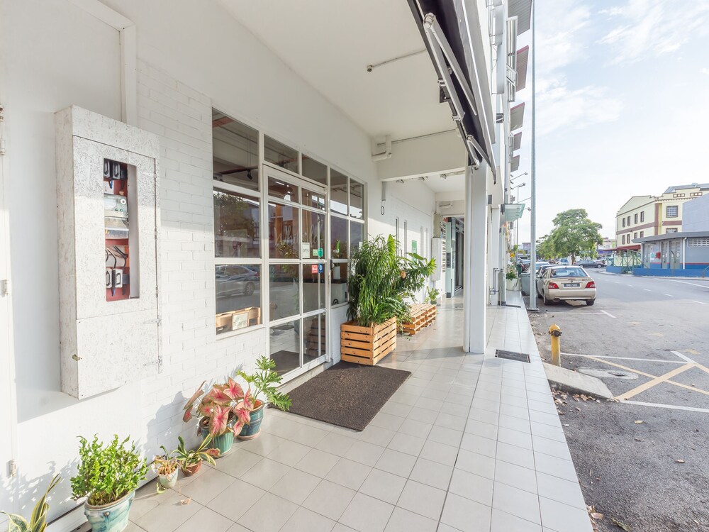 S.P. Hotel - carbon neutral hotel in Perai