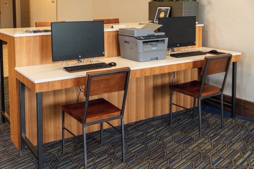 Holiday Inn Express Grand Island Niagara Falls by IHG - photo 36