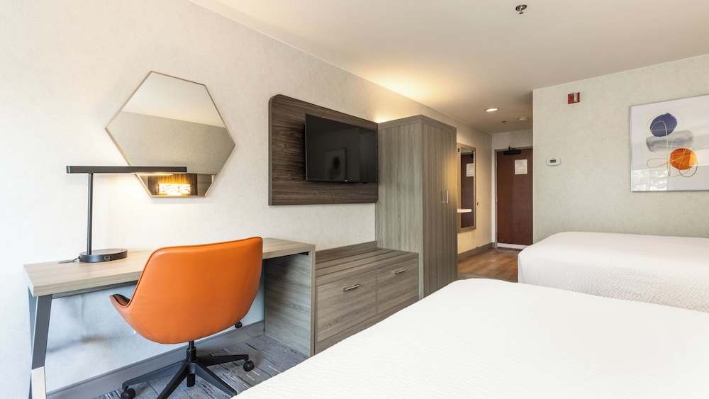 Holiday Inn Express Bellingham by IHG - photo 28