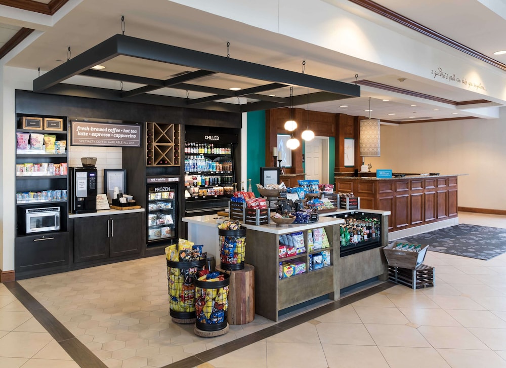 Hilton Garden Inn Naperville Warrenville - photo 4