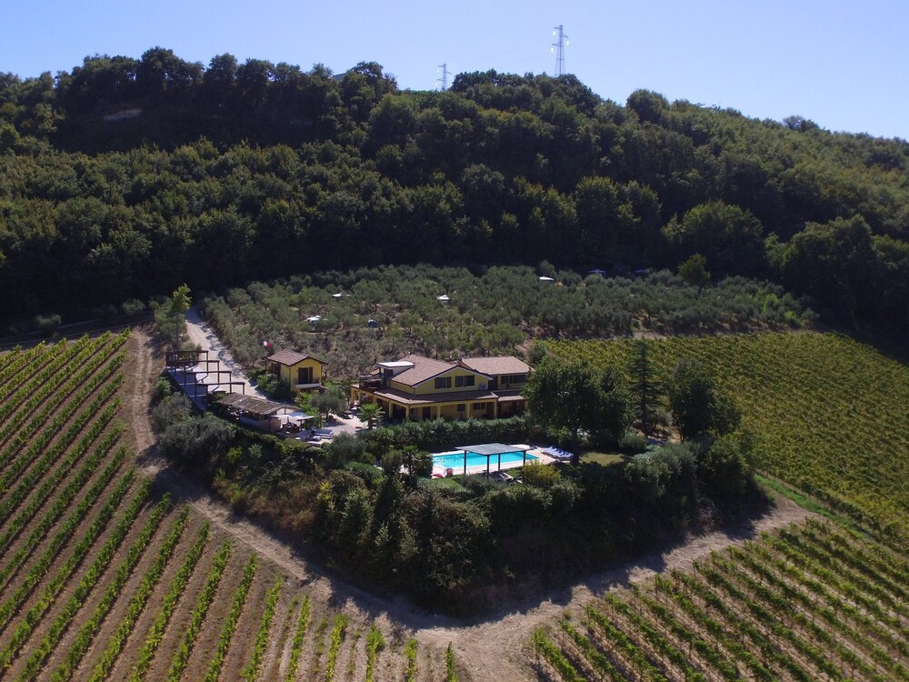 La Dolce Vallata — 4-Star Luxury Hotel in Montefiore Dell'aso, Italy