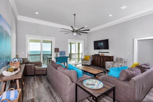 Maggie G in Dauphin Island, United States