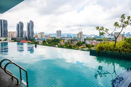 Entire Apartment in Kuala Lumpur Infinity Pool — 5-Star Luxury Hotel in Kuala Lumpur, Malaysia
