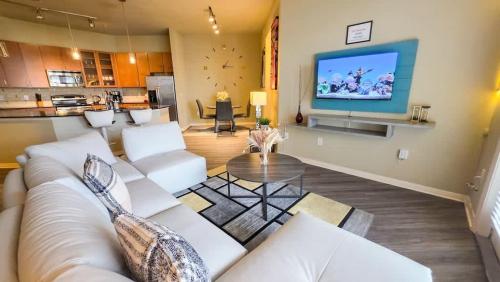 Galleria Luxury Stay Pool Gym Stunning Views — 4-Star Luxury Hotel in Houston, United States