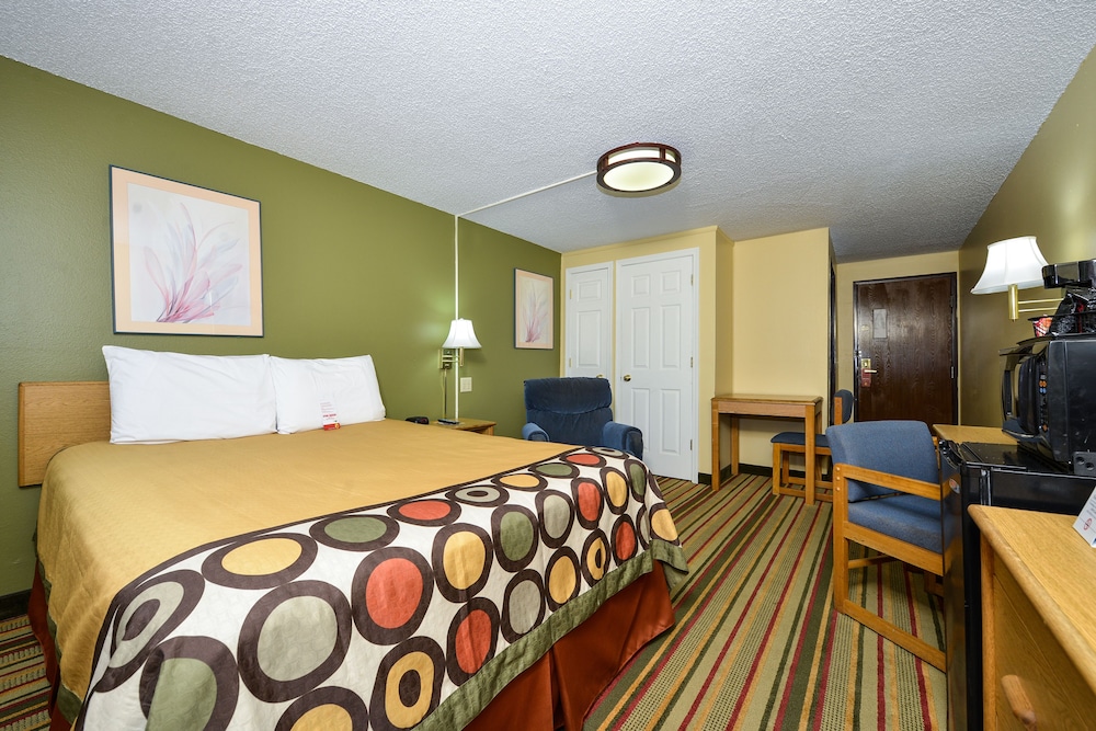Super 8 by Wyndham Minot Airport - photo 8