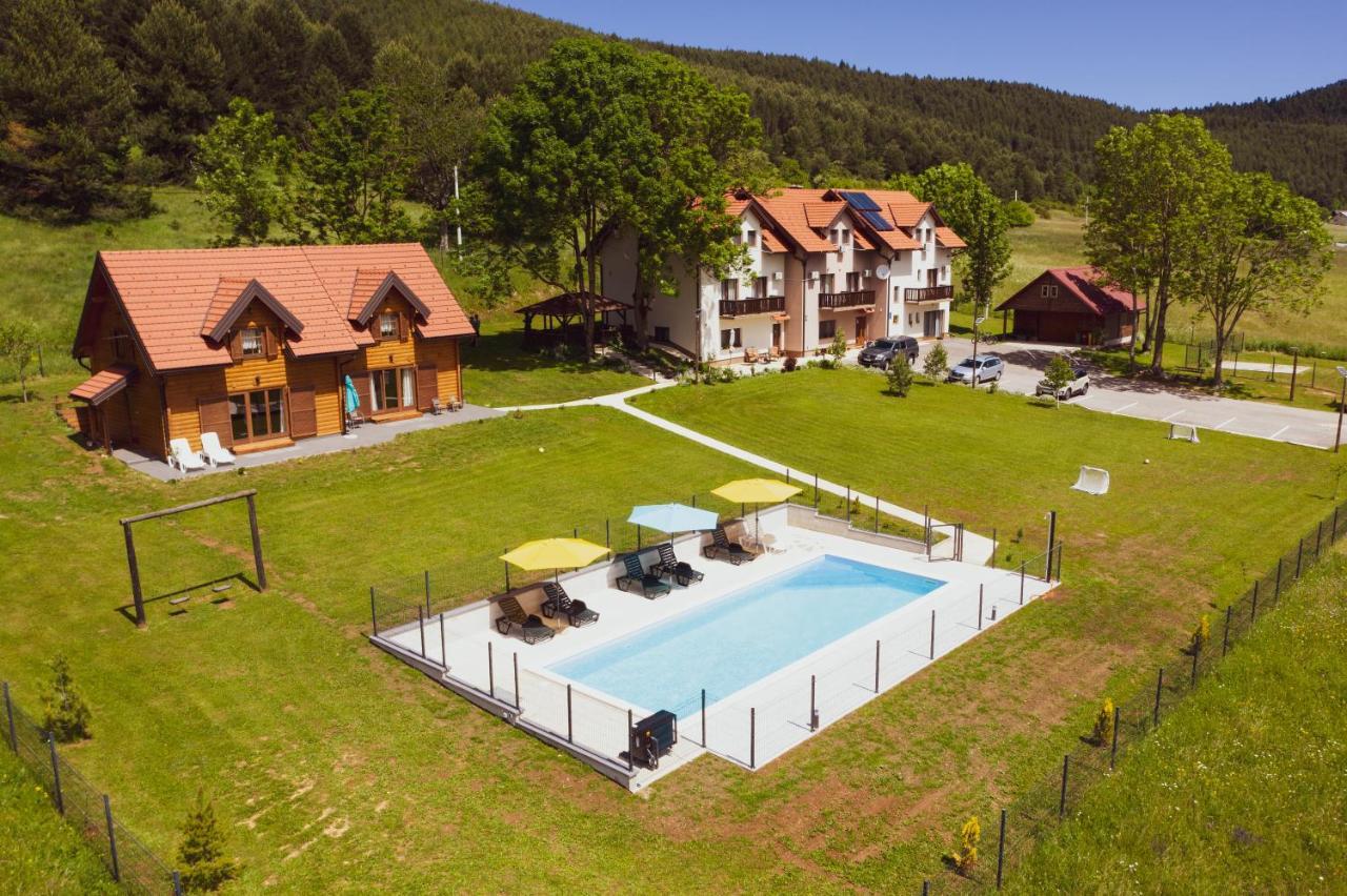 Planinske kuce Good Night — 4-Star Luxury Hotel in Vrhovine, Croatia