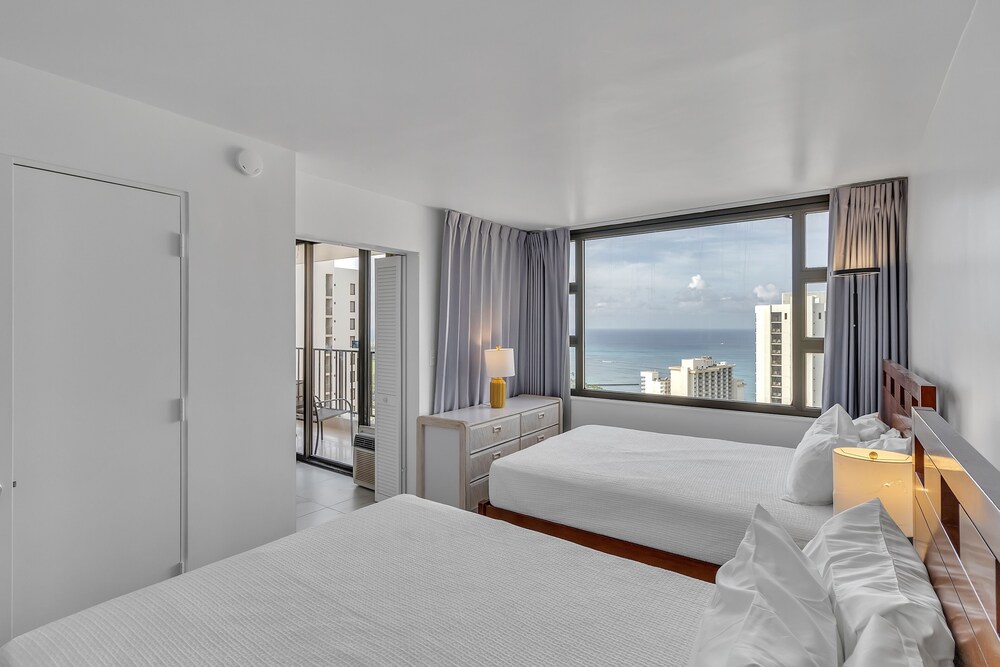 Waikiki Banyan Condo Located One Block From Waikiki Beach by Koko Resort Vacation Rentals - photo 31