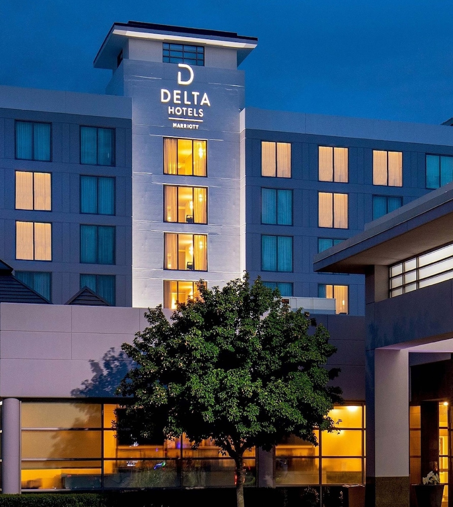 Delta Hotels by Marriott Chesapeake Norfolk - photo 39