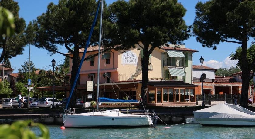 Albergo Trattoria Fioravante in Peschiera Del Garda, Italy