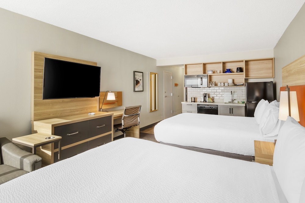 Candlewood Suites Roanoke Airport by IHG - photo 14