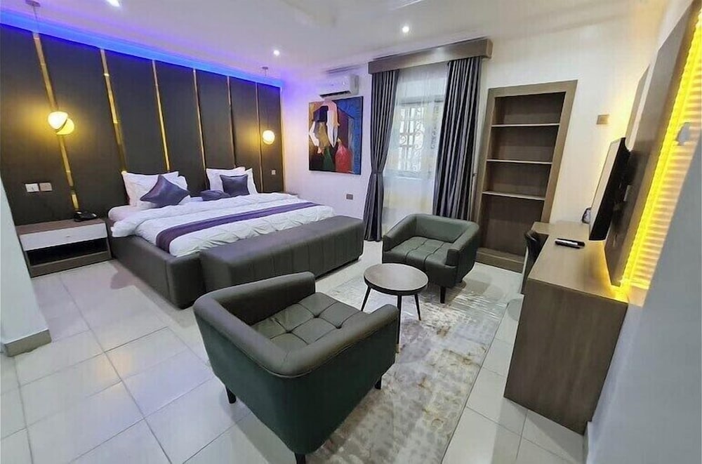 Honors Apartment — 4-Star Luxury Hotel in Abuja, Nigeria