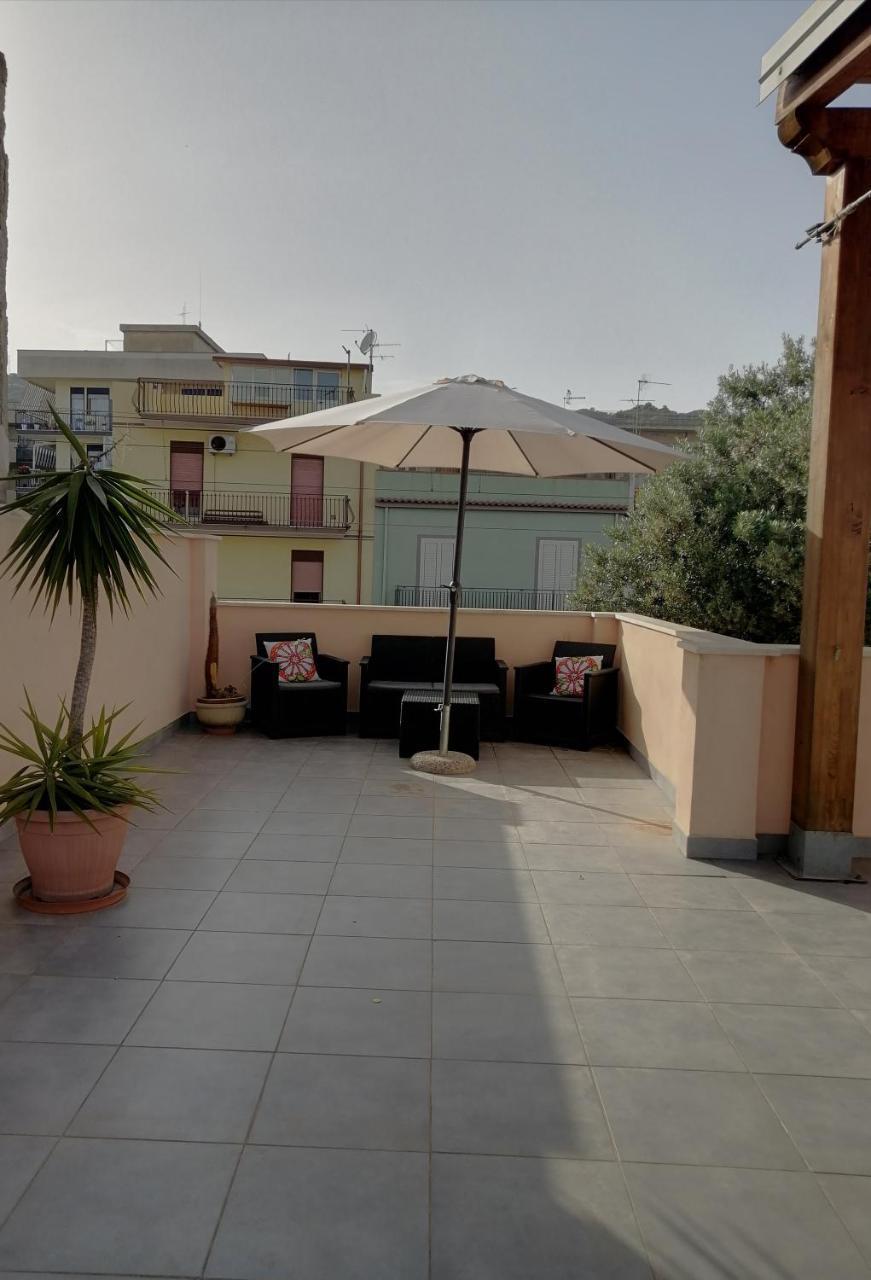 B&B Da Jasmine — 4-Star Luxury Hotel in Santa Teresa Di Riva, Italy