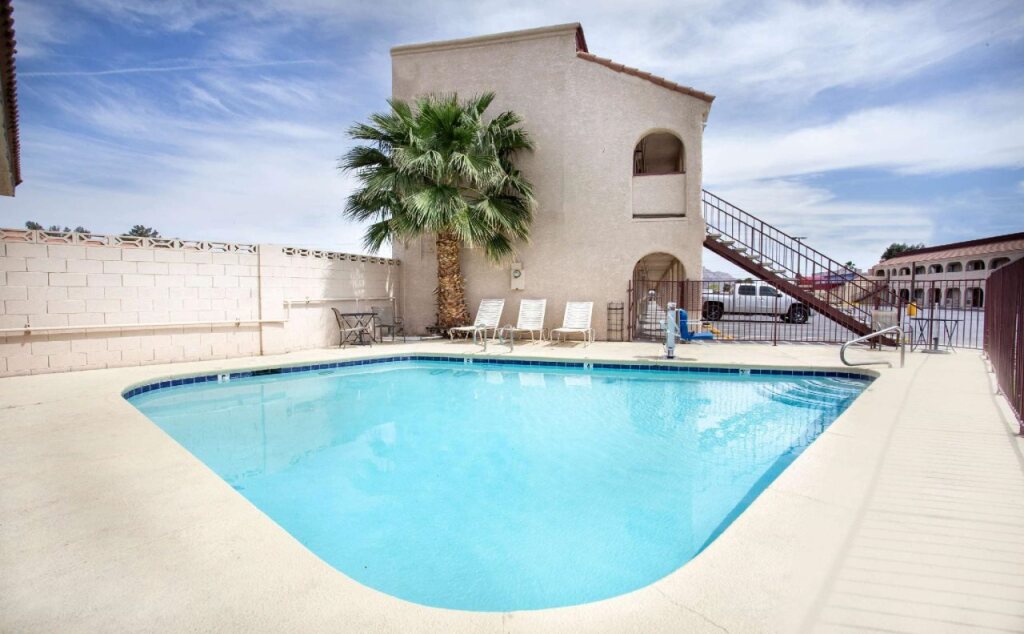 Super 8 Las Vegas Nellis Afb Area - photo 7