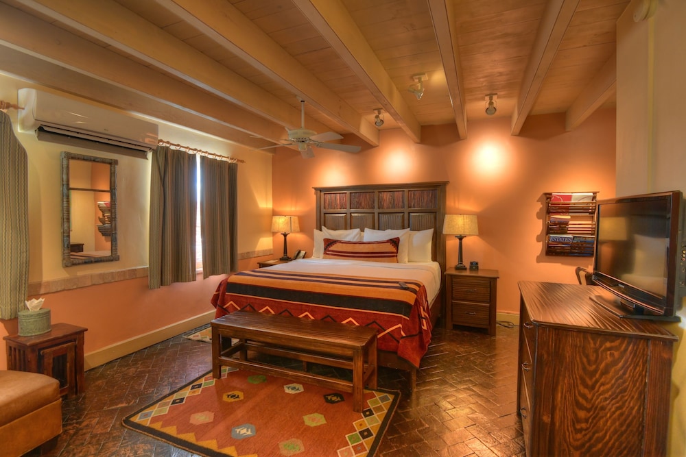 The Inn at Vanessie - photo 37