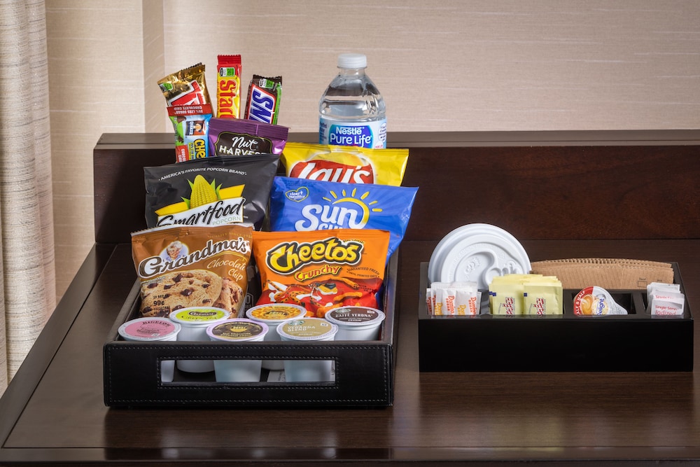 Hampton Inn & Suites Huntersville - photo 4