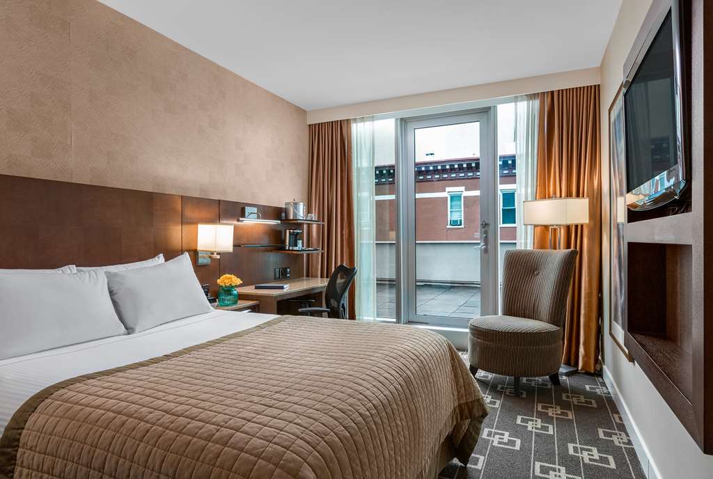 Wyndham Garden Chinatown - photo 16