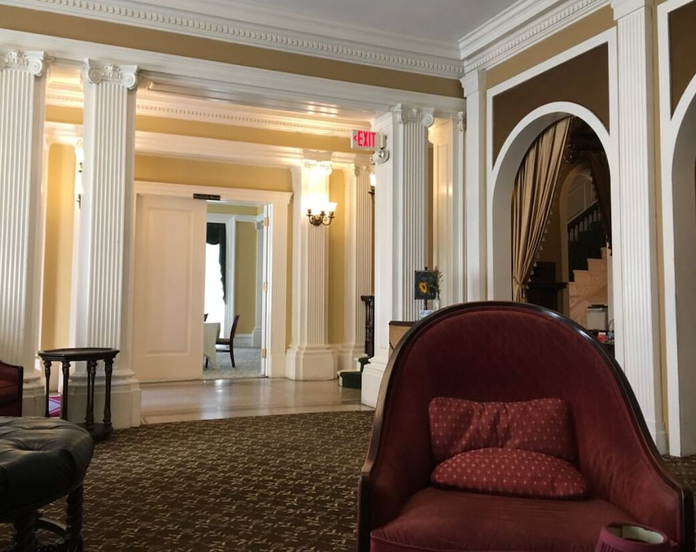 Stockade Inn - photo 2