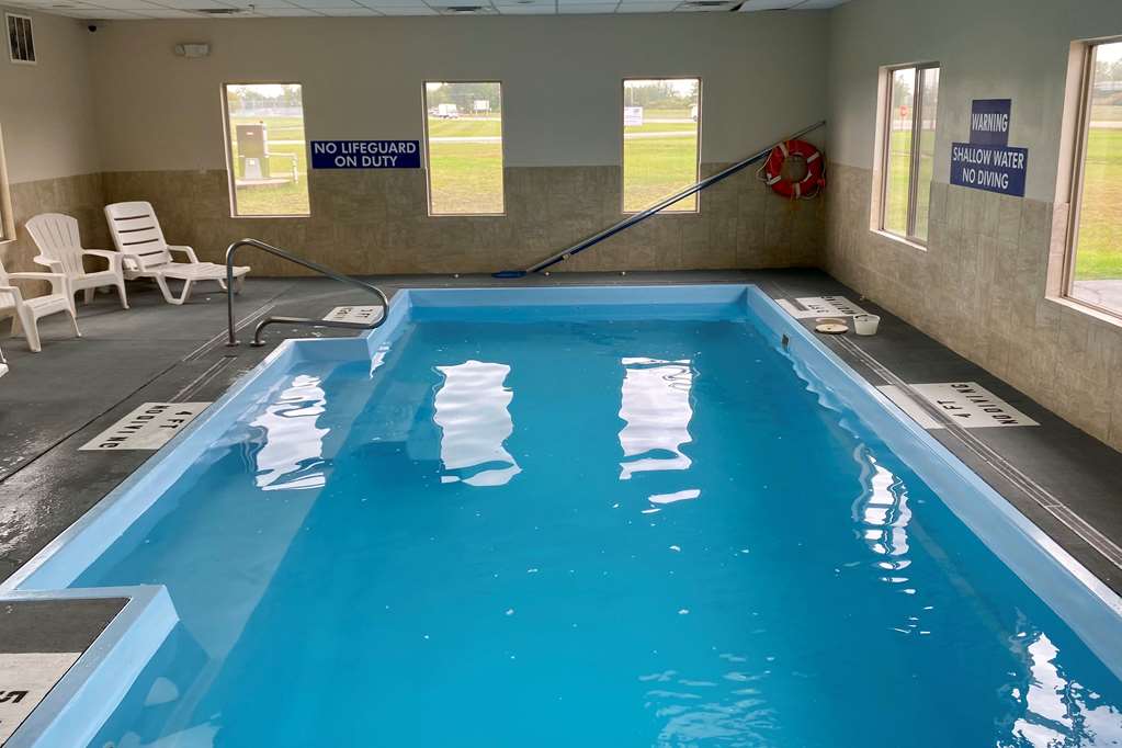 Baymont Inn & Suites by Wyndham Swanton Toledo Airport - photo 7