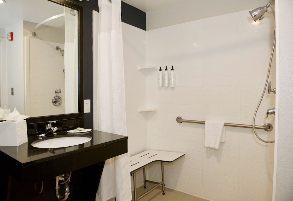 Fairfield Inn & Suites By Marriott Memphis Germantown - photo 11