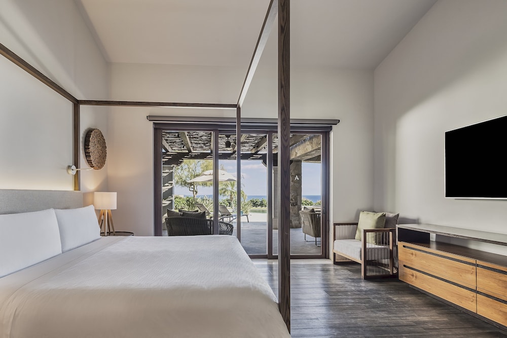 Live Aqua Private Residences Los Cabos