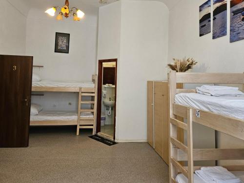 Castello Hostel