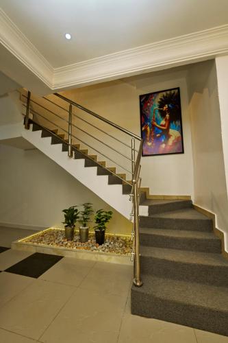 Greysuitehouse - carbon neutral hotel in Abuja