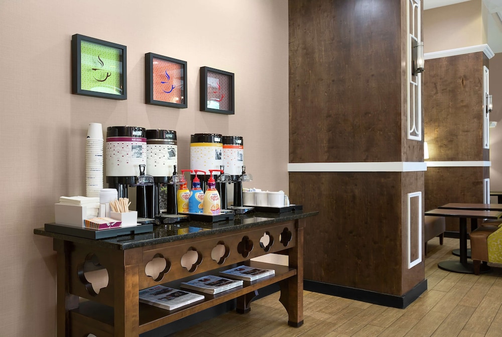 Hampton Inn Charlotte Belmont at Montcross - photo 24