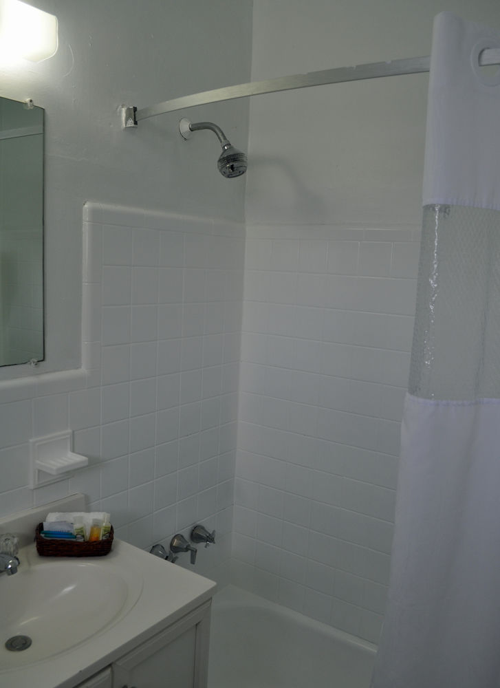 Bahia Cabana Beach Resort - photo 7
