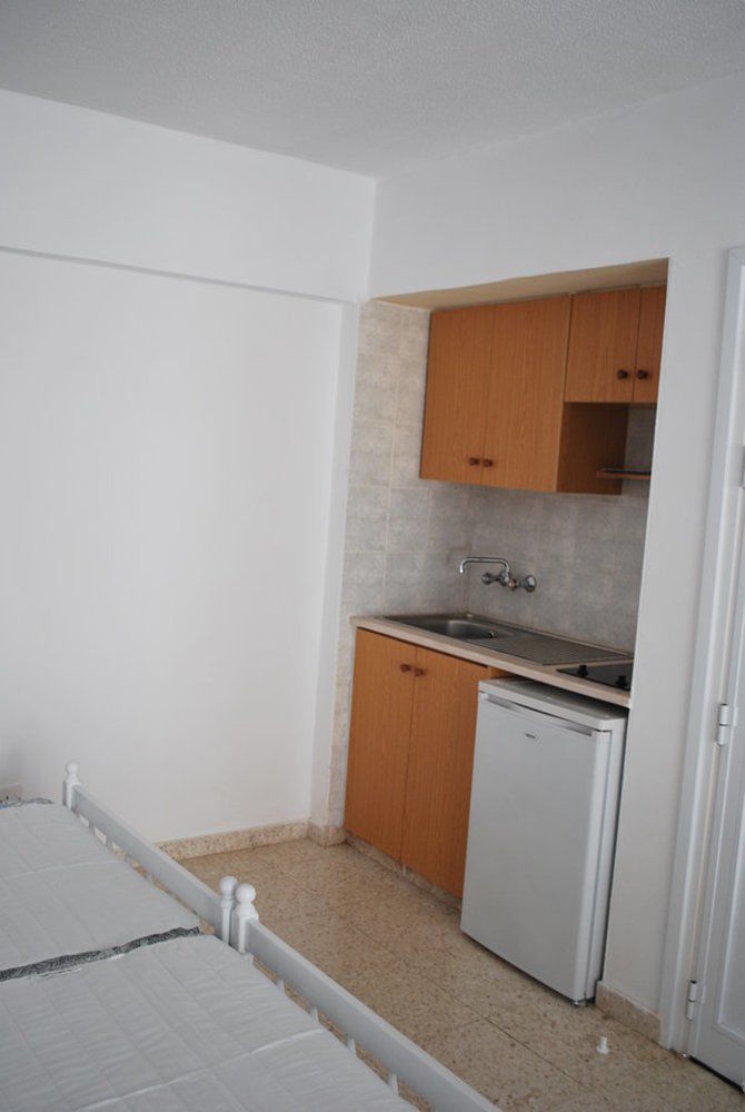 In-Room Kitchenette