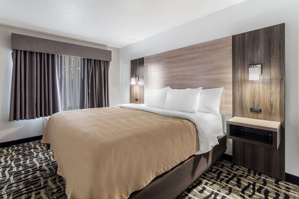 Quality Inn & Suites Augusta I 20 - photo 25