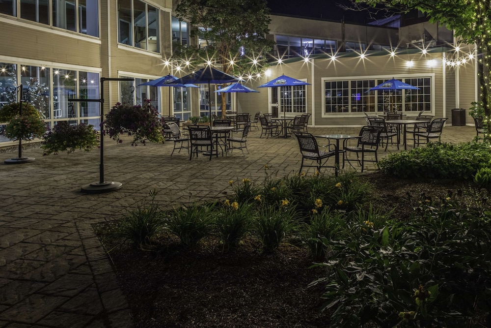 DoubleTree by Hilton Burlington Vermont - photo 56