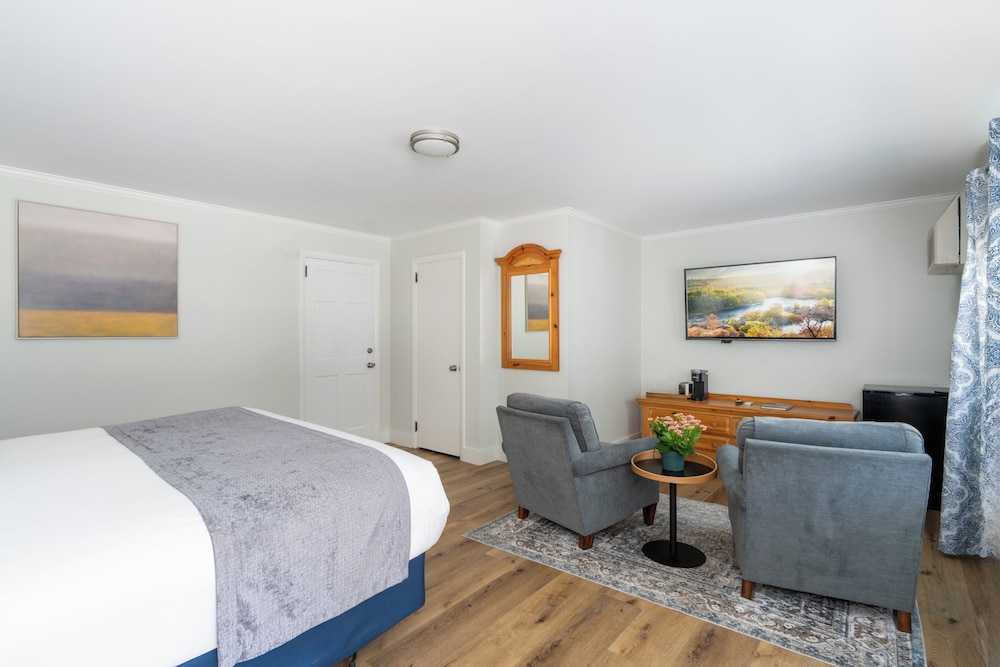 Iron Masters Inn on Main - photo 15