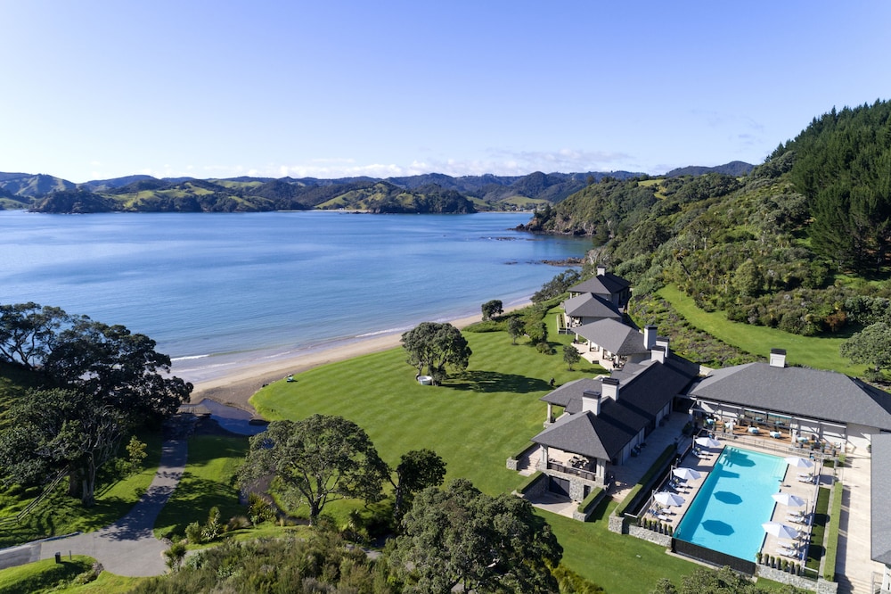 Helena Bay Lodge — 5-Star Luxury Hotel in Whangarei, New Zealand