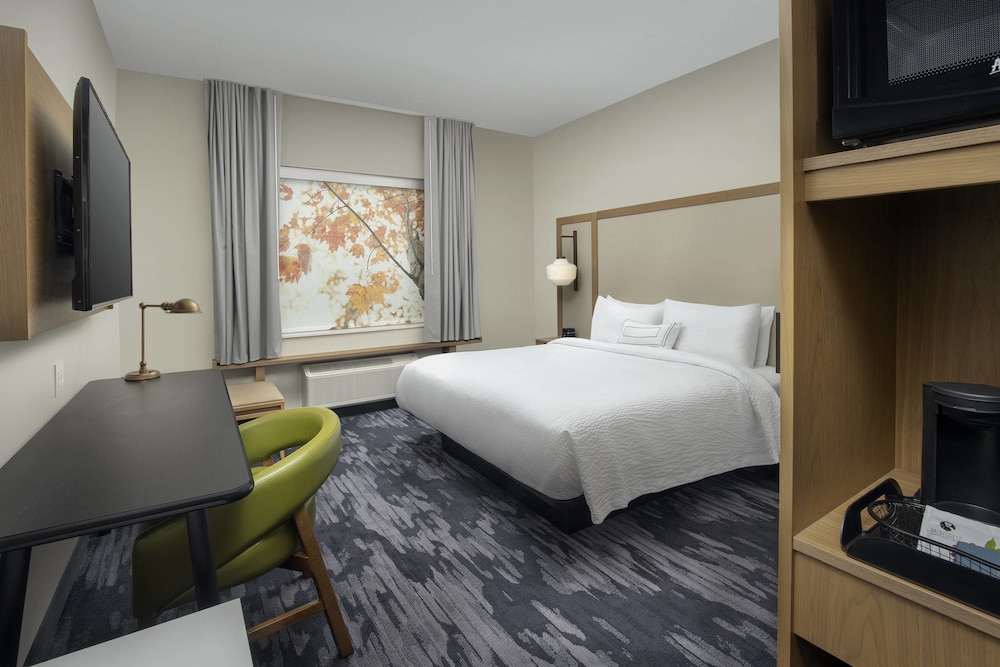 Fairfield Inn & Suites by Marriott New Orleans Metairie - photo 36