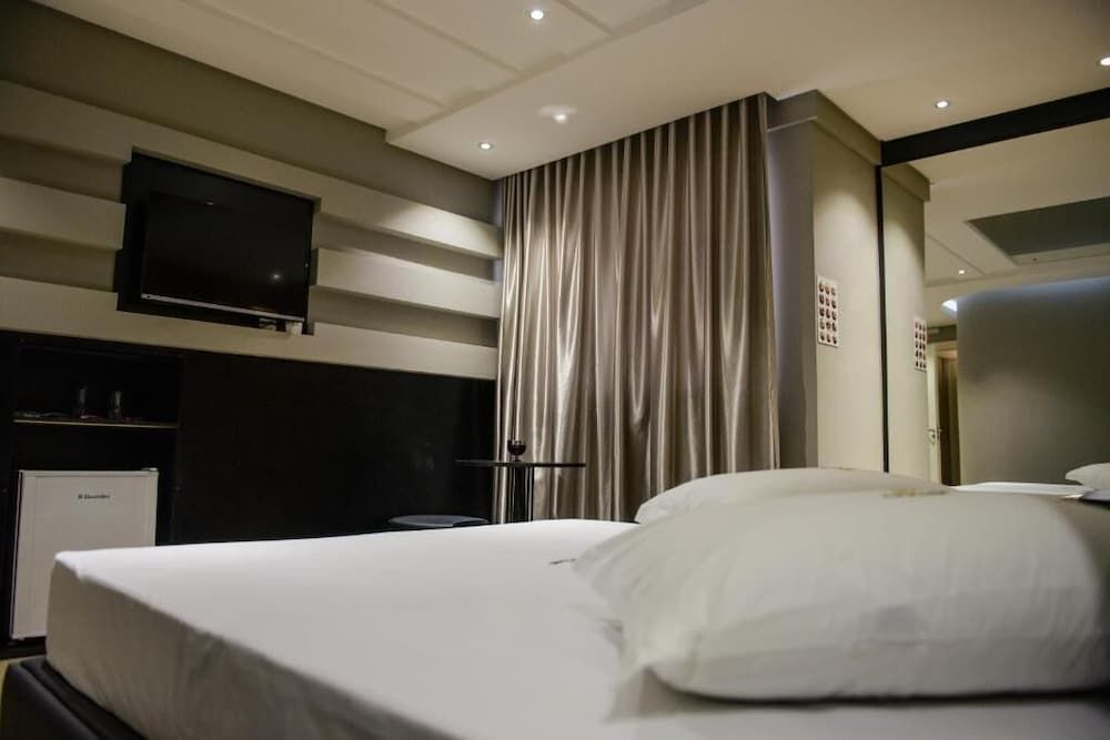 Le Parc Motel — hotel near Lages Airport