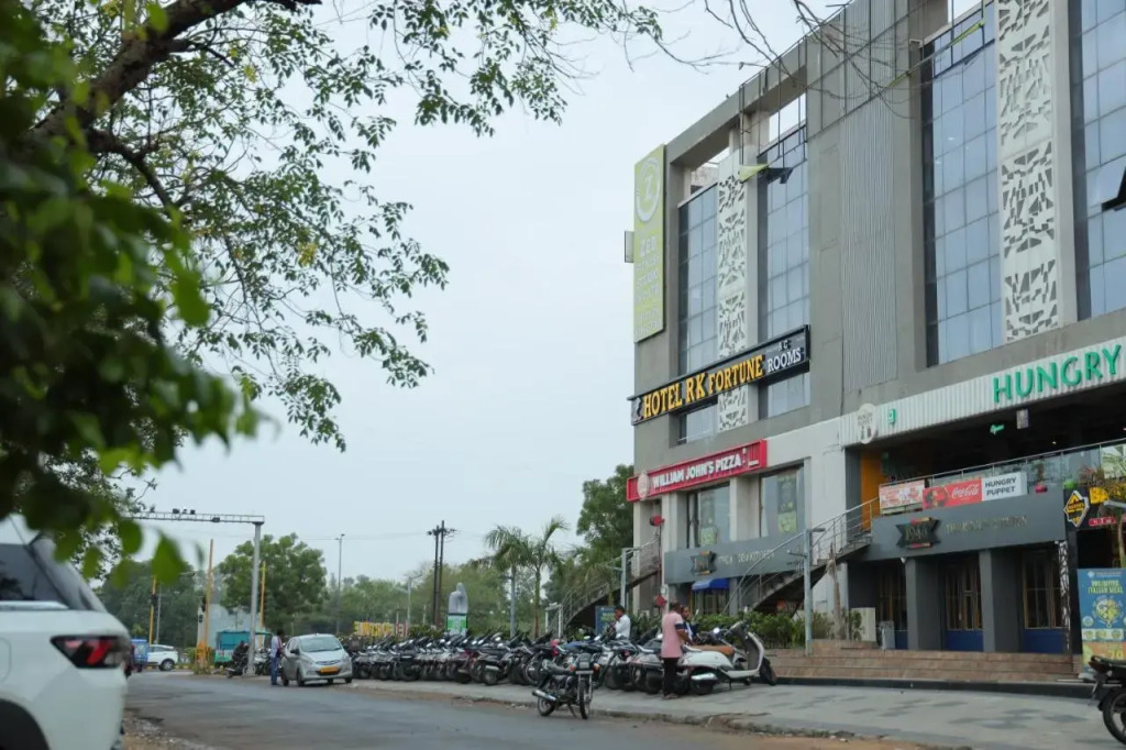 Hotel R K Fortune in Gandhinagar, India