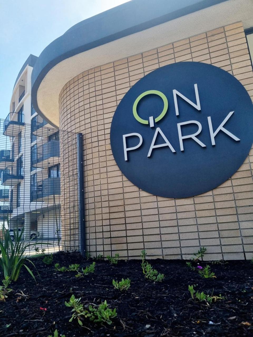 On Park by Smart City Stays — 4-Star Luxury Hotel in Cape Town, South Africa