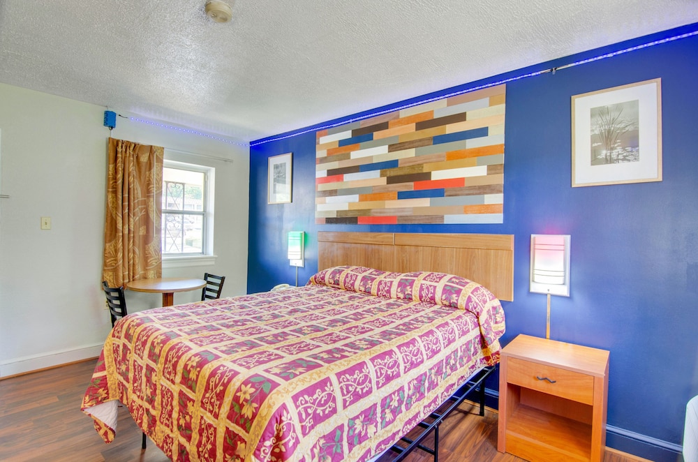 Scottish Inns Collinsville Martinville - photo 11