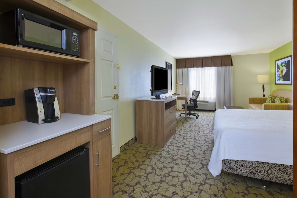 Hilton Garden Inn Wichita - photo 10