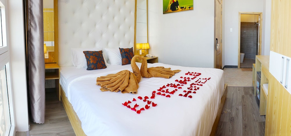 Emerald Ocean Hotel - carbon neutral hotel in Phan Thiet