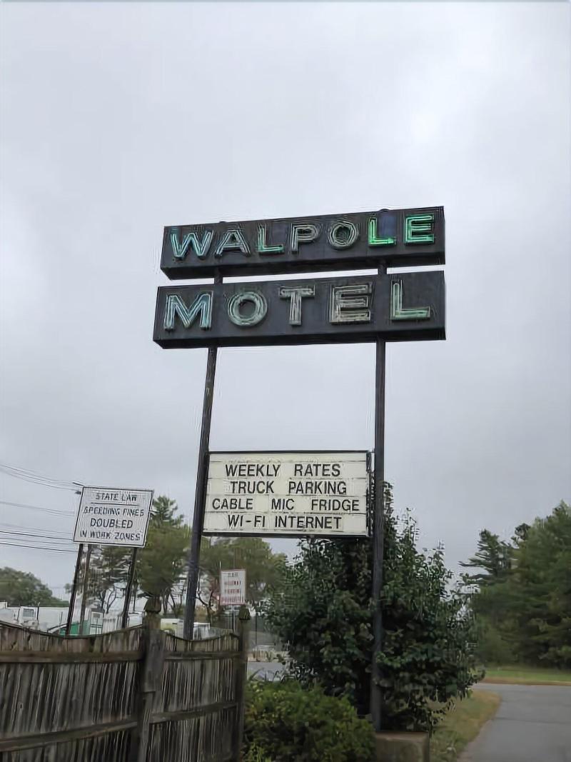The Walpole Motel - photo 3