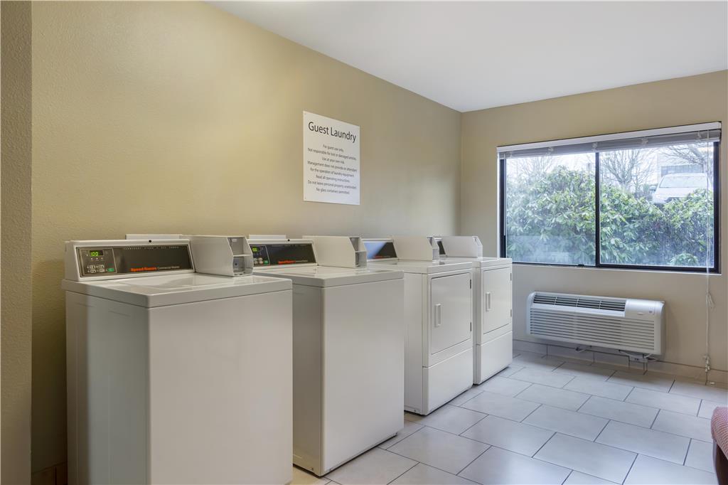 Best Western Seattle Airport Hotel - photo 27