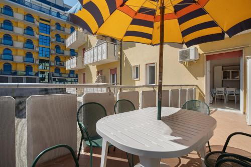 Residence International — 4-Star Luxury Hotel in Lido Di Jesolo, Italy
