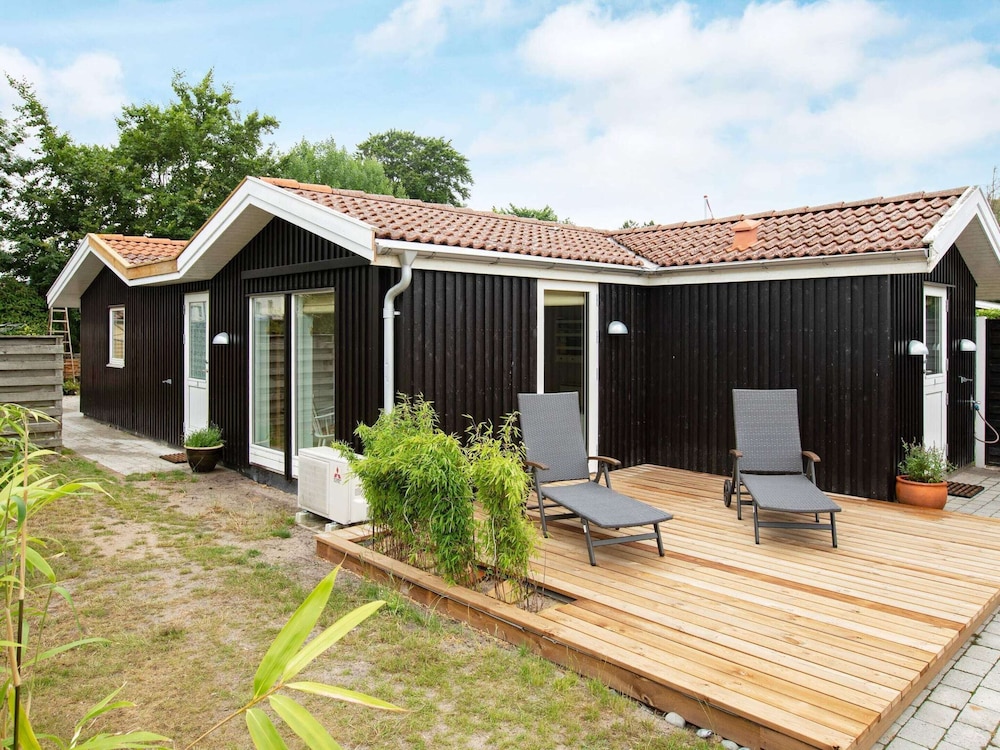 6 person holiday home in Væggerløse — 4-Star Luxury Hotel in Nykobing Falster, Denmark