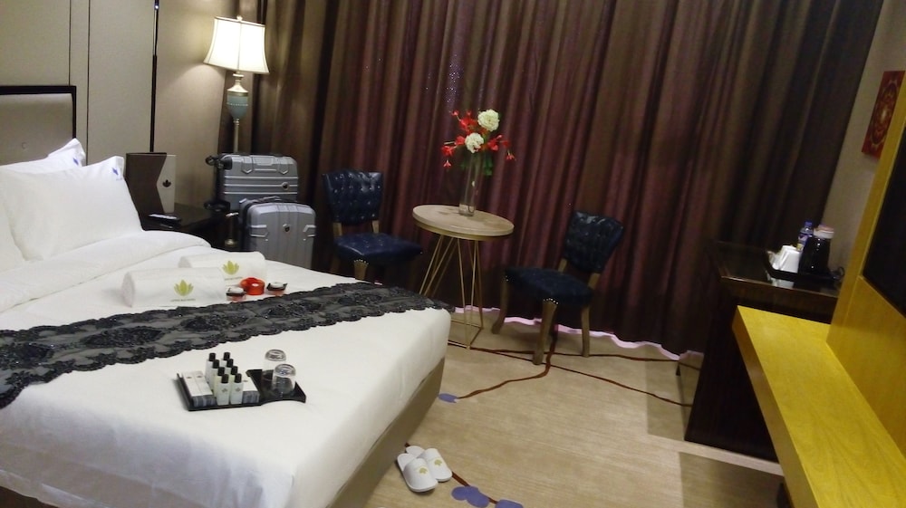 Lotus Blu Hotel in Legaspi, Philippines