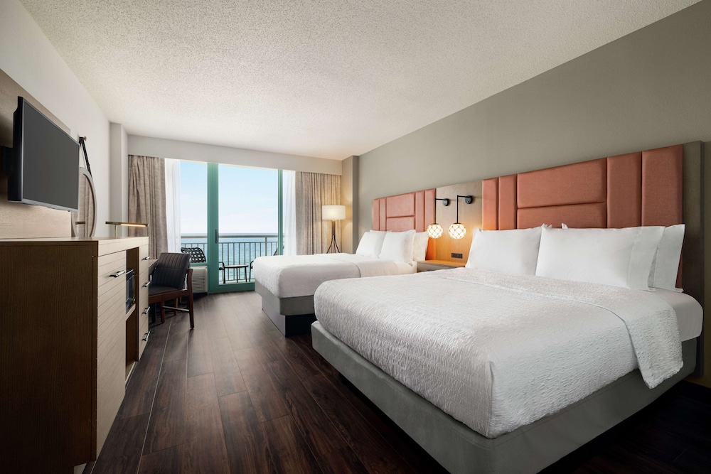 Hampton Inn Virginia Beach Oceanfront South - photo 26